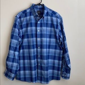 Men’s dress shirt
